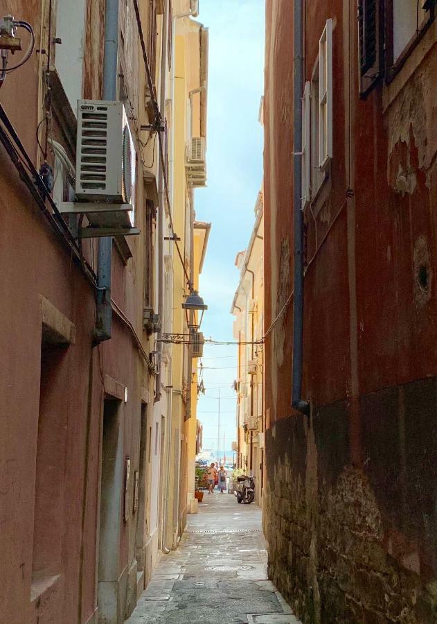 Appartamento Devi-Pirano Esterno foto